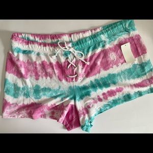 COPY - Woman’s  Tie-dyed striped Shorts XL